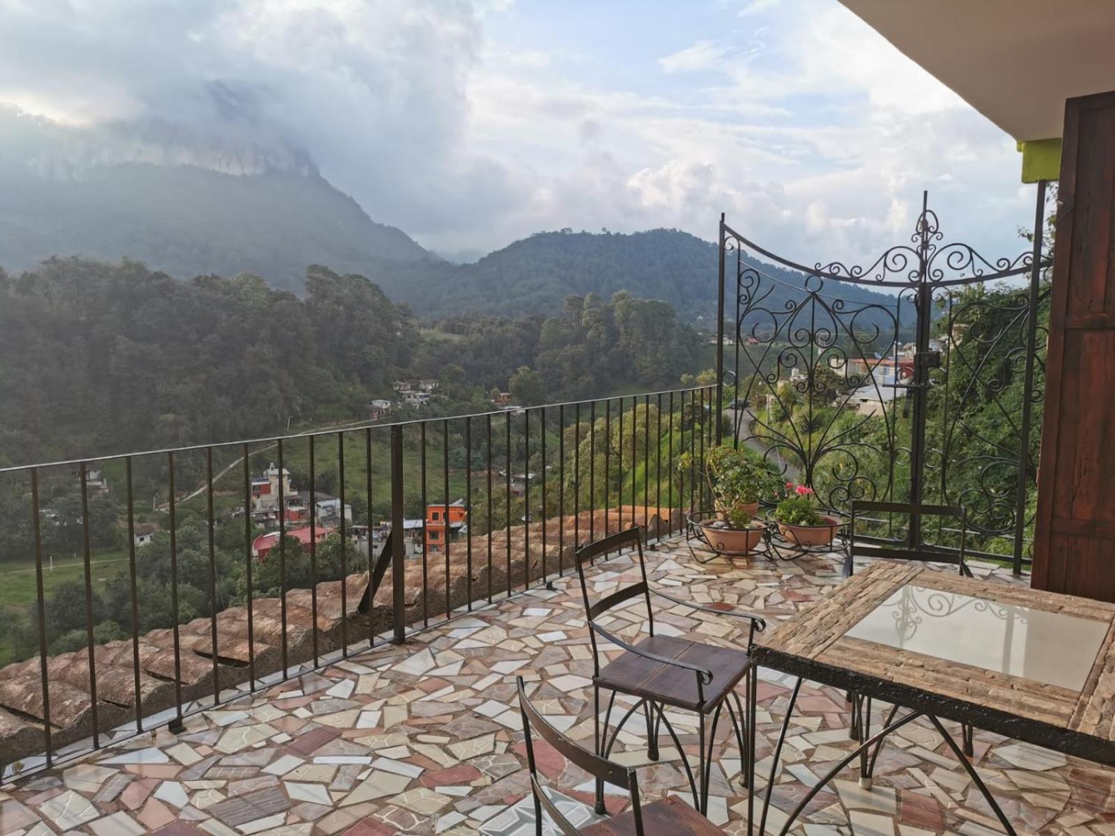 Hotel San Jorge Tlatlauquitepec エクステリア 写真